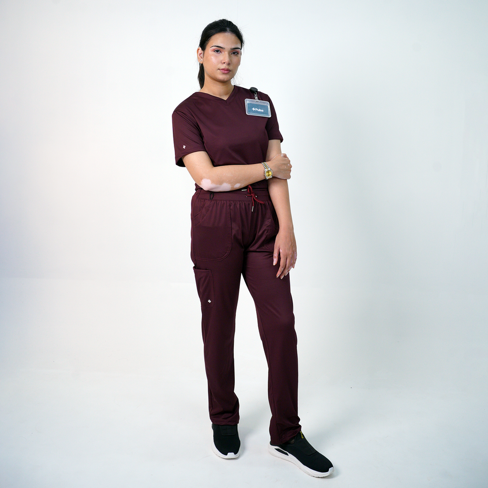 Essential Deep Crimson V-Neck Full Set - Women
